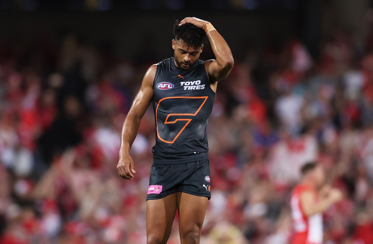 Swans' Late Surge Breaks GIANTS Hearts