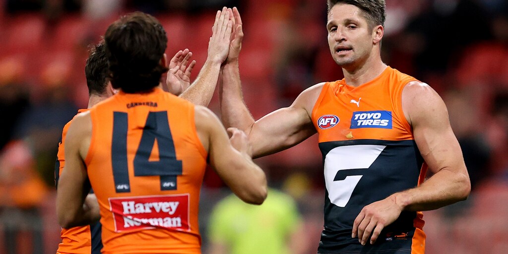 Hogan the Hero as the GIANTS Smash Bombers with Record Score - Vimarsana News